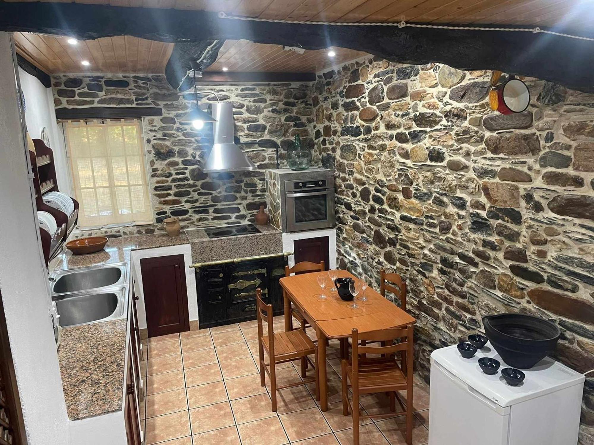 Casa Do Hiebra Alojamiento Rural Ribeira Sacra Castroncelos エクステリア 写真